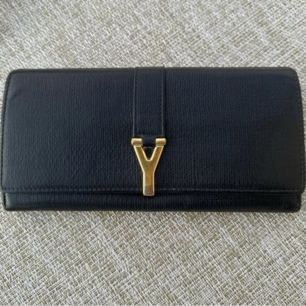EUC Leather Yves Saint Laurent (YSL) Y-Line Clutch/Wallet-on-Chain, Black/Gold